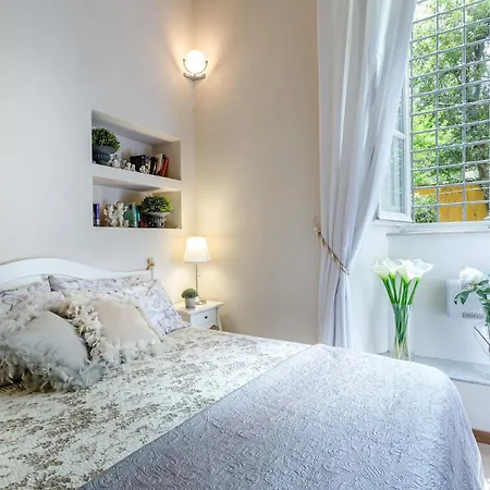 Casa Giustina - Smart Retreat In The Walled Apartment Lucca